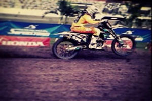 Hunter Hawkins pic 3